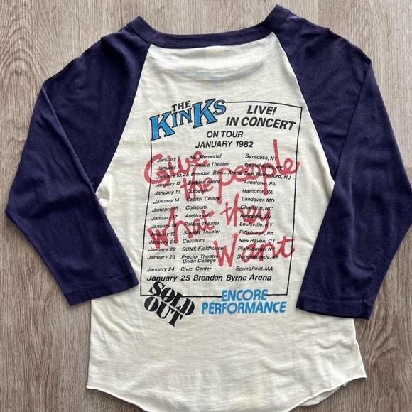 Vintage 1982 The Kinks On Tour Band Double Sided Single Stitch Shirt Size Small - Picture 2 of 3